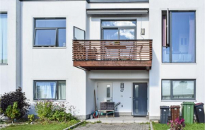 Nice apartment in Kristiansand with WiFi and 2 Bedrooms